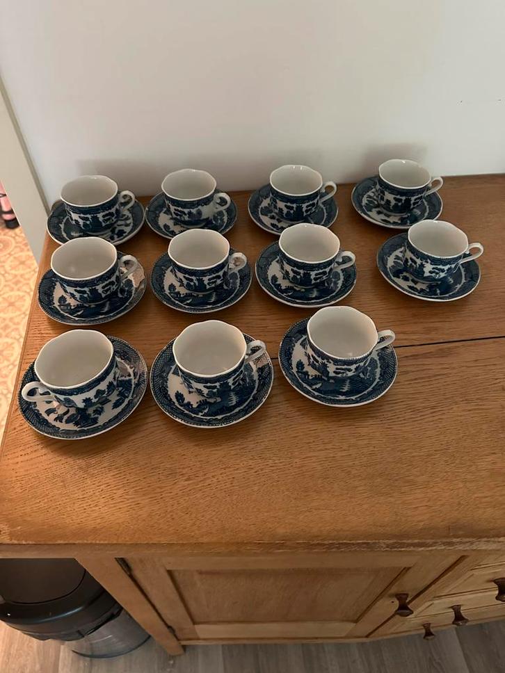 Chinees Porselein High Tea Servies - 11 Delig, Huis en Inrichting, Keuken | Servies, Gebruikt, Kop(pen) en/of Schotel(s), Overige stijlen