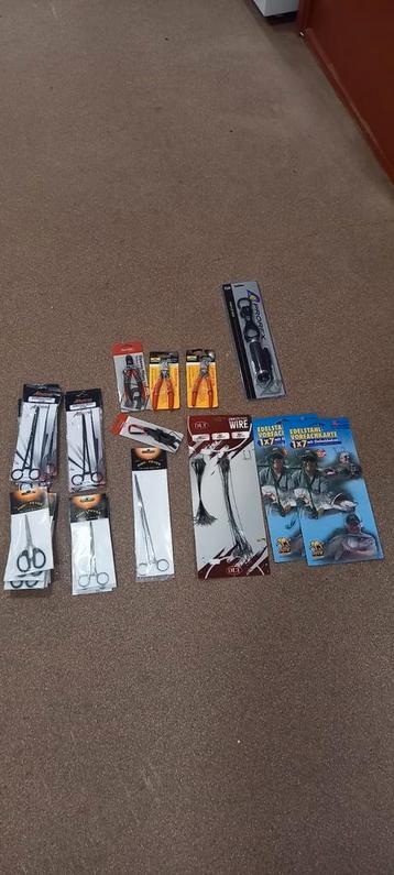 Roofvis Tools & Accessoires pakket 50% korting  beschikbaar voor biedingen