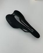 Selle Italia SLR Boost Superflow S, Fietsen en Brommers, Fietsonderdelen, Ophalen of Verzenden, Zo goed als nieuw, Racefiets, Zadel