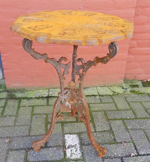 Prachtige klassieke gietijzeren bistrotafel tuintafel tafel, Tuin en Terras, Tuintafels, Zo goed als nieuw, Rond, Metaal, Verzenden