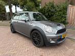Mini Clubman 1.6 128KW 2008 Grijs, Auto's, Voorwielaandrijving, 4 cilinders, 4 stoelen, Leder