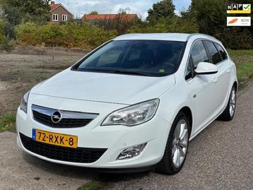 Opel Astra Sports Tourer 1.4 Turbo Cosmo ECC Audio-CD Navi L beschikbaar voor biedingen