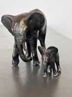 Olifant met jong, Ophalen of Verzenden, Zo goed als nieuw, Beeldje of Figuurtje