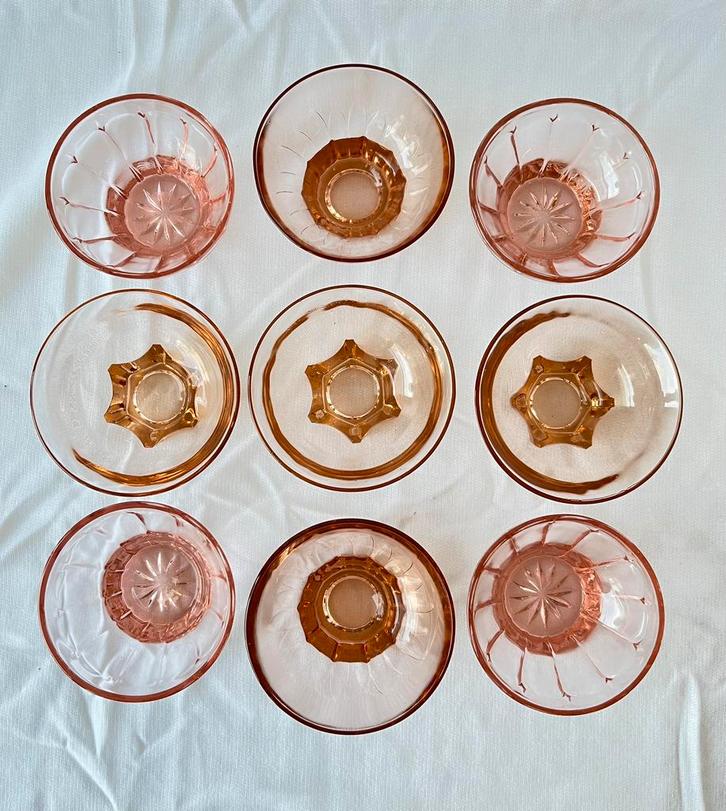 9 verschillende rosaline dessertschaaltjes persglas jaren’30, Antiek en Kunst, Antiek | Glas en Kristal, Ophalen of Verzenden