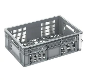 24x Bauhaus Stapelbare Kratten - Zo Goed Als Nieuw! beschikbaar voor biedingen