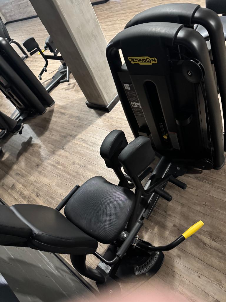Technogym Selection Pro 900 Adductor, Ophalen, Zo goed als nieuw, Krachtstation