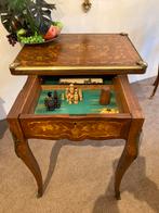 Antieke marqueterie speeltafel, Ophalen