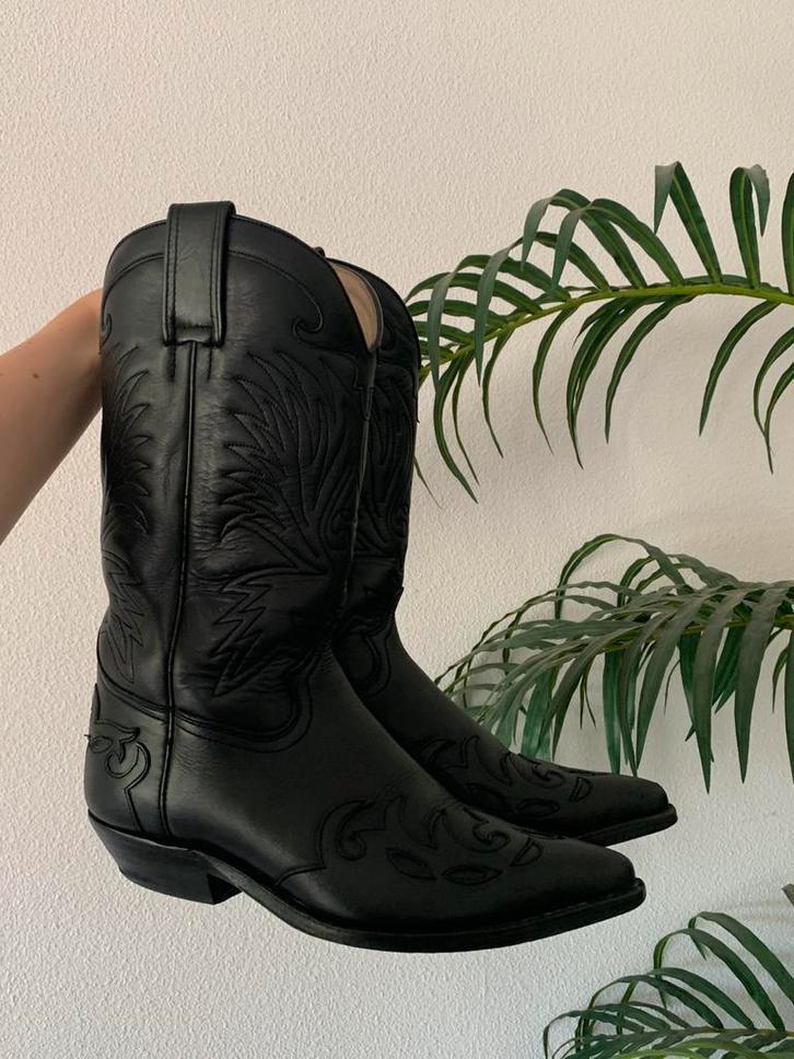 Cordones cowboylaarzen 40 western boots bohemian laarzen, Kleding | Dames, Schoenen, Zo goed als nieuw, Hoge laarzen, Zwart, Ophalen of Verzenden
