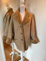 Escada Lammy Coat Maat 42-44, Kleding | Dames, Jassen | Winter, Beige, Maat 42/44 (L), Escada, Ophalen of Verzenden