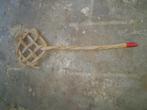 Oude mattenklopper van bij mijn moeder thuis., Ophalen of Verzenden