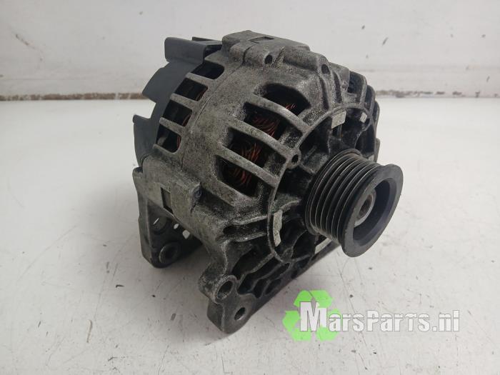 Dynamo van een Volkswagen Polo, Auto-onderdelen, Motor en Toebehoren, Volkswagen, Gebruikt, 3 maanden garantie, Ophalen of Verzenden