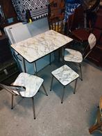 Vintage formica keuken tafel, stoelen en kruk, Ophalen of Verzenden, Gebruikt