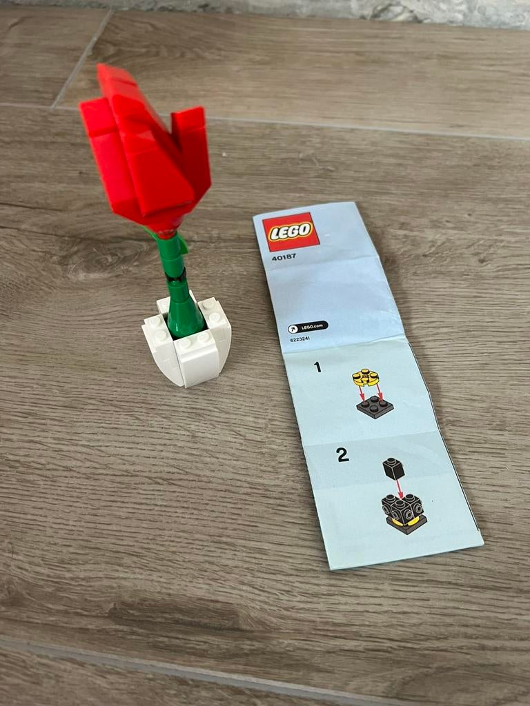 Lego 40187 roos, Ophalen of Verzenden, Zo goed als nieuw