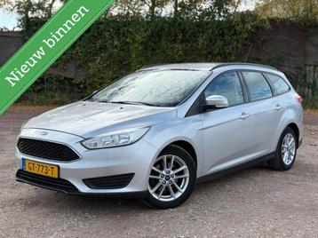 Ford Focus Wagon 1.0 Trend Edition CRUISE PSENSOR AIRCO NAVI beschikbaar voor biedingen