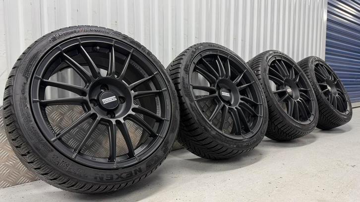 Fiat 500 Abarth 595 17 Inch Velgen 4x98 Fondmetal, Auto-onderdelen, Banden en Velgen, Banden en Velgen, Winterbanden, 17 inch
