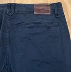 Hugo Boss slim fit chino broek marineblauw - Maat W33 L34, Kleding | Heren, Broeken en Pantalons, Maat 52/54 (L), Blauw, Ophalen of Verzenden