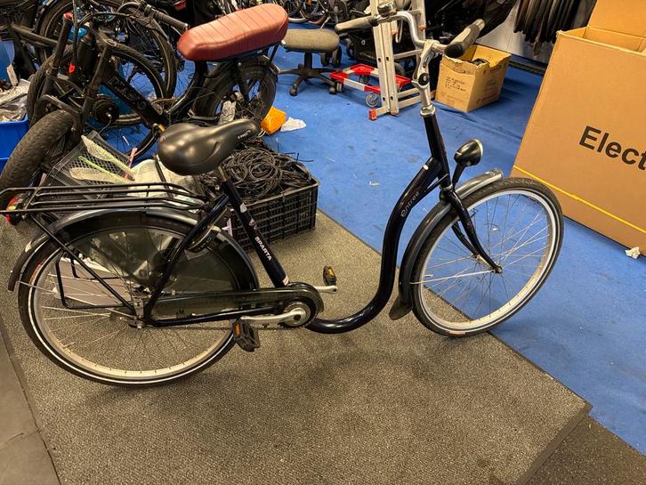 Damesfiets met lage instap 26 inch met terugtraprem, Fietsen en Brommers, Fietsen | Dames | Damesfietsen, Zo goed als nieuw, Sparta