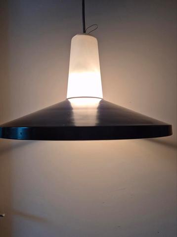 Prachtige vintage glazen metalen design lamp  beschikbaar voor biedingen