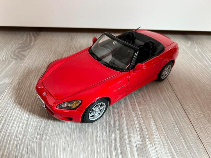 1:18 Maisto Honda S2000 Cabrio Rood Zonder doos, Hobby en Vrije tijd, Modelauto's | 1:18, Gebruikt, Auto, Maisto, Ophalen of Verzenden