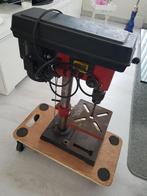 Aangeboden tafel boormachine / gereedschap tafelboormachine, Doe-het-zelf en Verbouw, Gereedschap | Boormachines, Ophalen of Verzenden