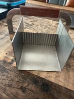 Antieke Zeepsnijder met Houten Handvat en Metalen Frame. Zee, Verzenden