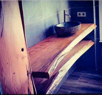 Houten wastafel planken en meubels op maat beschikbaar voor biedingen