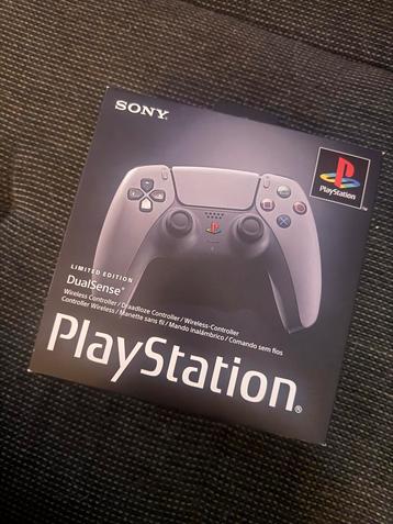Sony PlayStation 5 DualSense Controller Limited Edition 30th beschikbaar voor biedingen