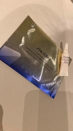 Shiseido vital perfection oog masker en eye cream, Ogen, Ophalen of Verzenden, Zo goed als nieuw