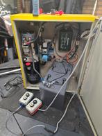 Hydraulische Kast 12V op accu met 2 Cilinders, Ophalen, Gebruikt