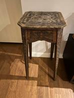 Antieke, bewerkte hoge tafel, Antiek en Kunst, Ophalen