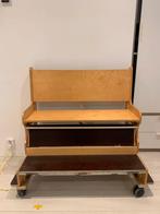 Wooden bench with step-platform and locking wheels, Ophalen, Zo goed als nieuw, Overige typen