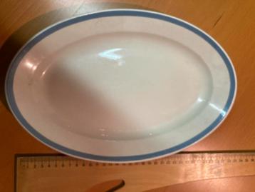 Ovale Sphinx Schaal - Maastrichts Aardewerk beschikbaar voor biedingen