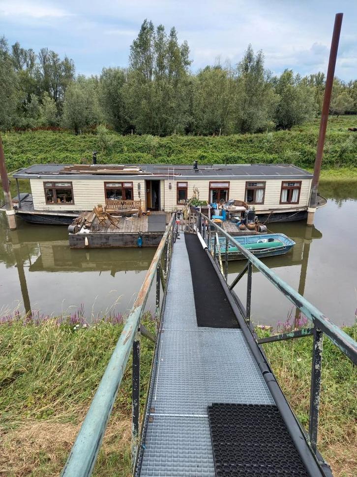 Woonboot te koop met huur van ligplaats, Huizen en Kamers, Woonboten te koop, Gelderland, Verkoop zonder makelaar