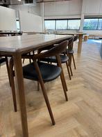 Walnoten tafel inclusief zes Artisan Neva stoelen, Huis en Inrichting, Tafels | Eettafels, Ophalen, Overige materialen, 50 tot 100 cm