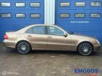 Mercedes E-klasse 350 Elegance 4-Matic Select * Airco * Auto, Auto's, Automaat, Gebruikt, 1675 kg, Bruin