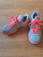 Nike sportschoenen, grijs/roze • maat 40,5 / 9, Nike, Ophalen of Verzenden, Grijs, Sneakers of Gympen