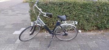 Gazalle dames fiets werkt prima prijs 70 euro  beschikbaar voor biedingen