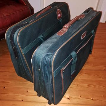Groene Reiskoffers - Set van 2 beschikbaar voor biedingen