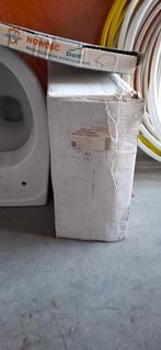 Cernasit Hangend Toilet Compleet, Ophalen, Nieuw, Toilet