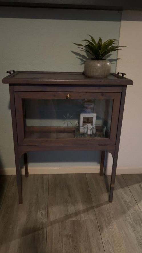 Erg mooi theekastje met afneembaar dienblad, Huis en Inrichting, Kasten | Vitrinekasten, Minder dan 100 cm, 50 tot 100 cm, 25 tot 50 cm
