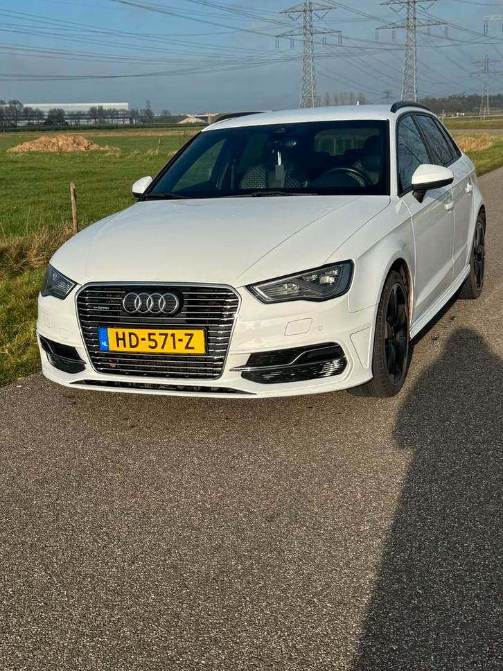 Audi A3 1.4 Tfsi 204pk E-tron Phev S Tronic  MOET NU WEG, Auto's, Audi, Particulier, A3, Achteruitrijcamera, Airbags, Airconditioning