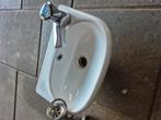 Wasbakje wc maat 25cm diep 37cm breed, Doe-het-zelf en Verbouw, Sanitair, Ophalen of Verzenden, Zo goed als nieuw
