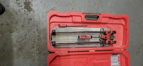 TE HUUR: Rubi Tegelsnijder TS-MAX 43 – Krachtig & Precisie!, Doe-het-zelf en Verbouw, Gereedschap | Handgereedschap, Gebruikt