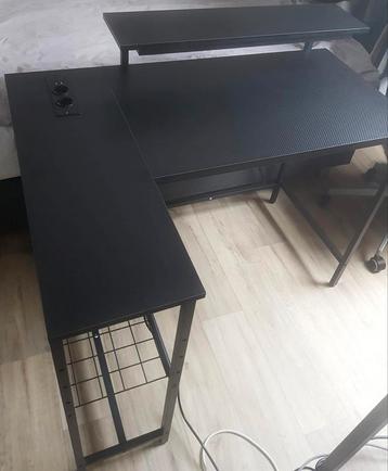 Nieuw zwarte L-vorm gamebureau (nog in doos) beschikbaar voor biedingen
