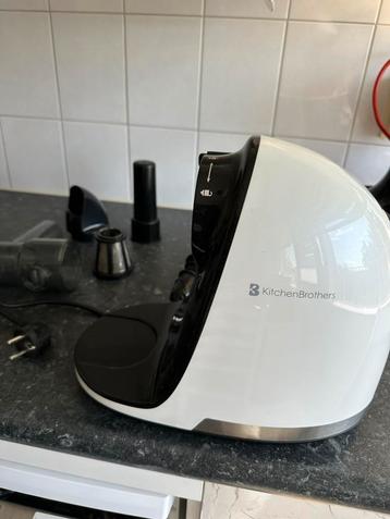 Slow Juicer KitchenBrothers beschikbaar voor biedingen