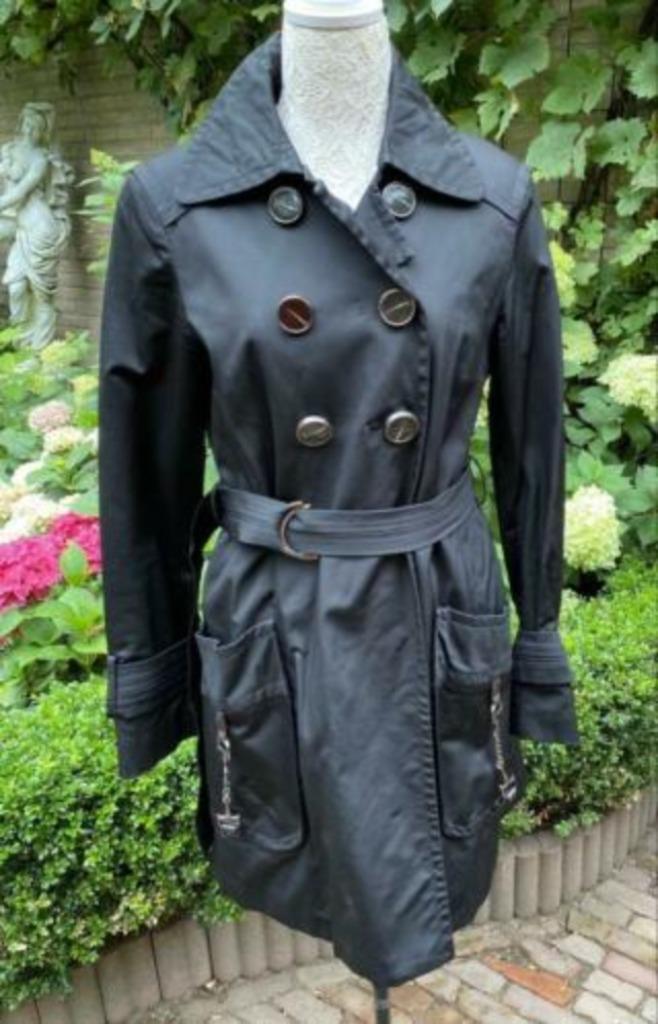 Zara zwarte jas maat M[L][v], Kleding | Dames, Jassen | Zomer, Zo goed als nieuw, Maat 38/40 (M), Zwart, Ophalen of Verzenden