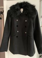 Danes korte winterjas met bontkraag H&M maat 34, Ophalen of Verzenden, Gedragen, Maat 34 (XS) of kleiner