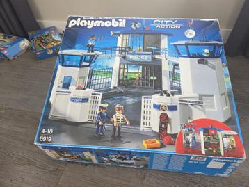 Play mobil City Action 6919 Politiebureau beschikbaar voor biedingen