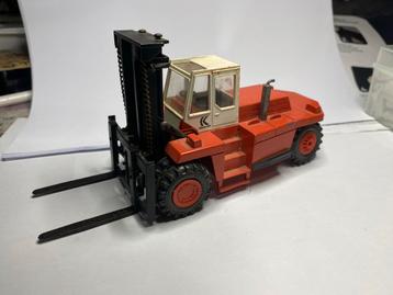 Mooi model heftruck - beschikbaar voor biedingen
