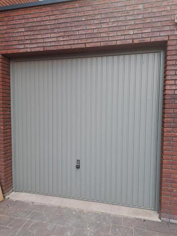 Hörmann elektrische garagedeur – 2500 x 2375 mm beschikbaar voor biedingen